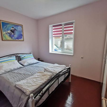 Mira Home Veliko Tărnovo Esterno foto