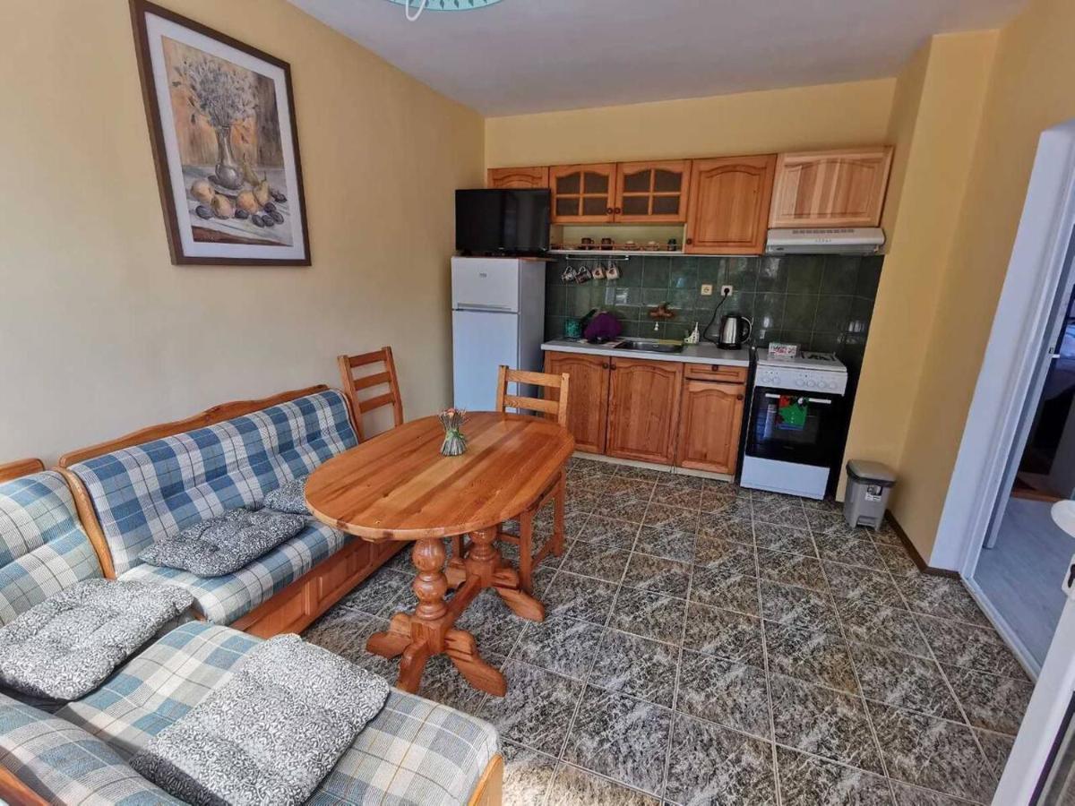 Mira Home Veliko Tărnovo Esterno foto